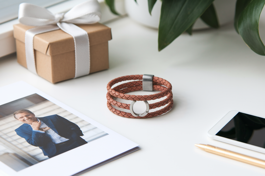 Cover image for 5 Analyst Gift Bracelets Worth Every Dollar
