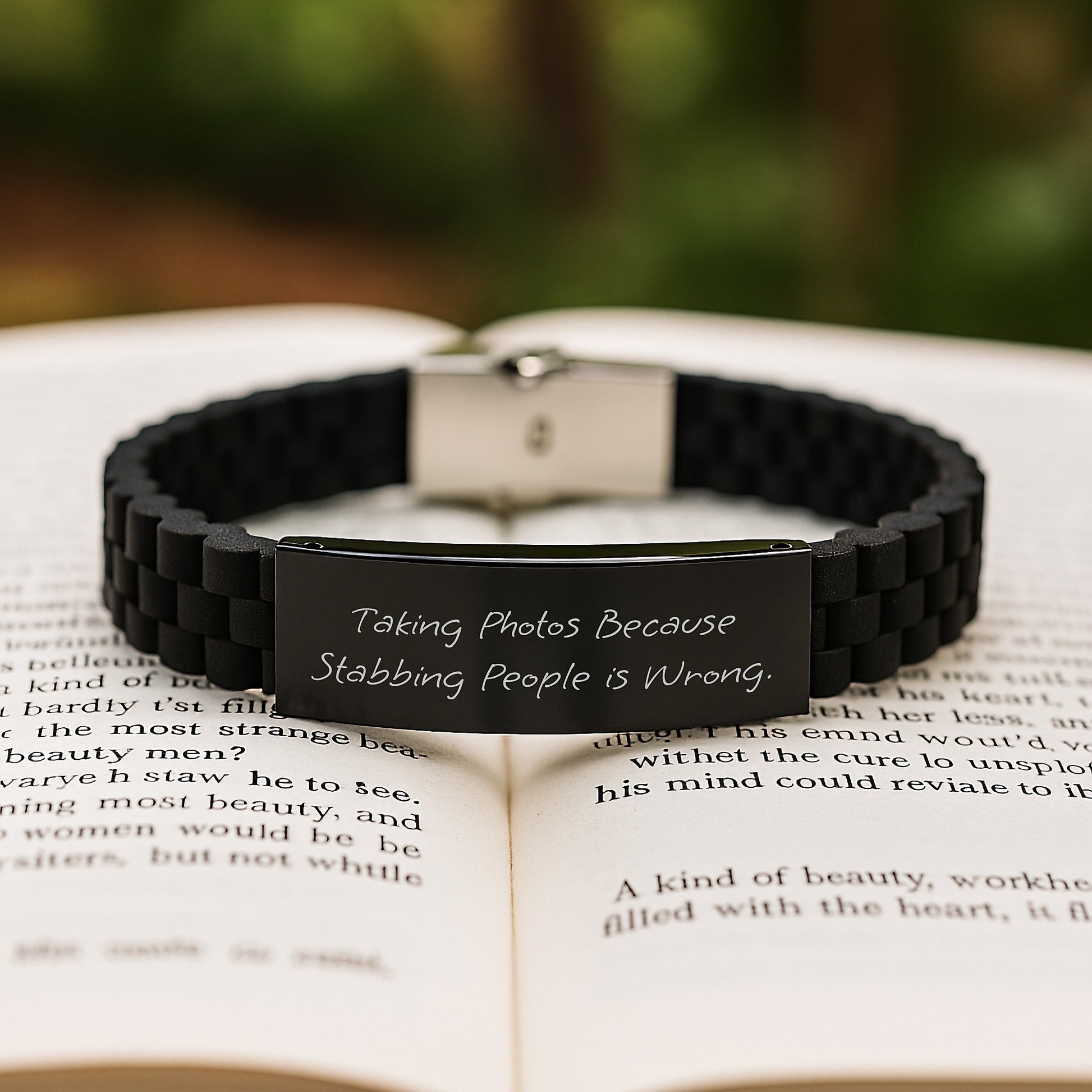 Funny Taking Photos Gifts for Men, Unique Glide lock Clasp Bracelet for Friends and Family, Gifts from Men to Taking Photos Enthusiasts, Black Stainless Steel Jewelry for Christmas - Image 2