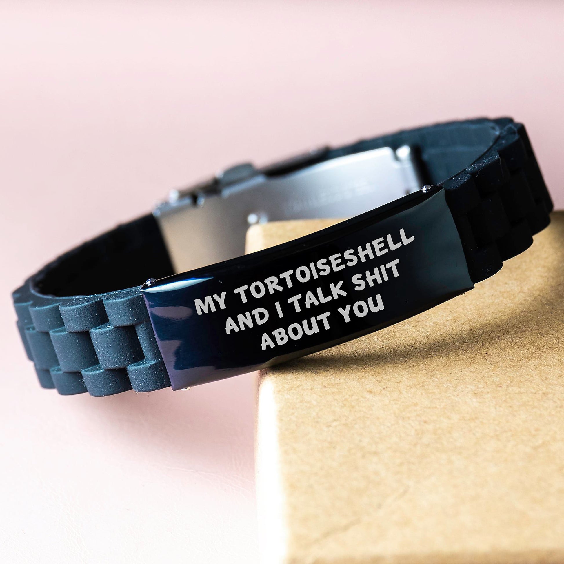 Funny Tortoiseshell Cat Mom and Dad Gifts for Father's Day, Glide lock Clasp Bracelet with Quirky Quote, Adjustable Black Stainless Steel and Silicone, Gifts from Men to Family - Image 3